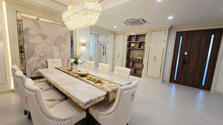 รูป บ้านสามชั้น พร้อมลิฟท์ส่วนตัว และ Penthouse Lounge แบบส่วนตัวสุด ๆ
 - รูปที่ 3/16