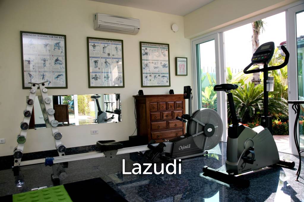 picture 2 Storey 4 Bed  Pool Villa near Town - 35/39