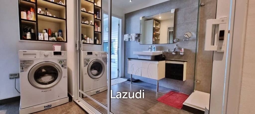 picture 1 Bed 1 Bath 77 SQ.M Tudor Court Condo - 11/14