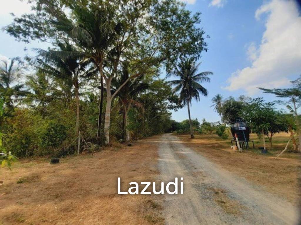 picture Land for Sale in Ban Amphur - 2/5
