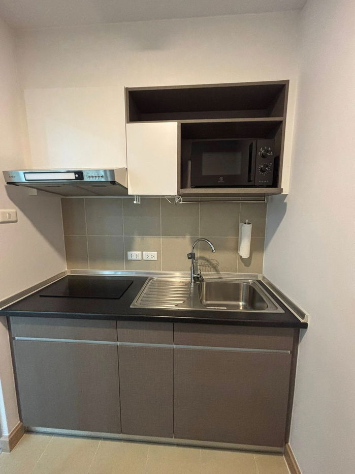 picture 🔥 FOR RENT: Spacious 47 sq.m. 1BR Condo @ MRT Phasi Charoen. Fully Furnished & Ready to Move In! - 10/22