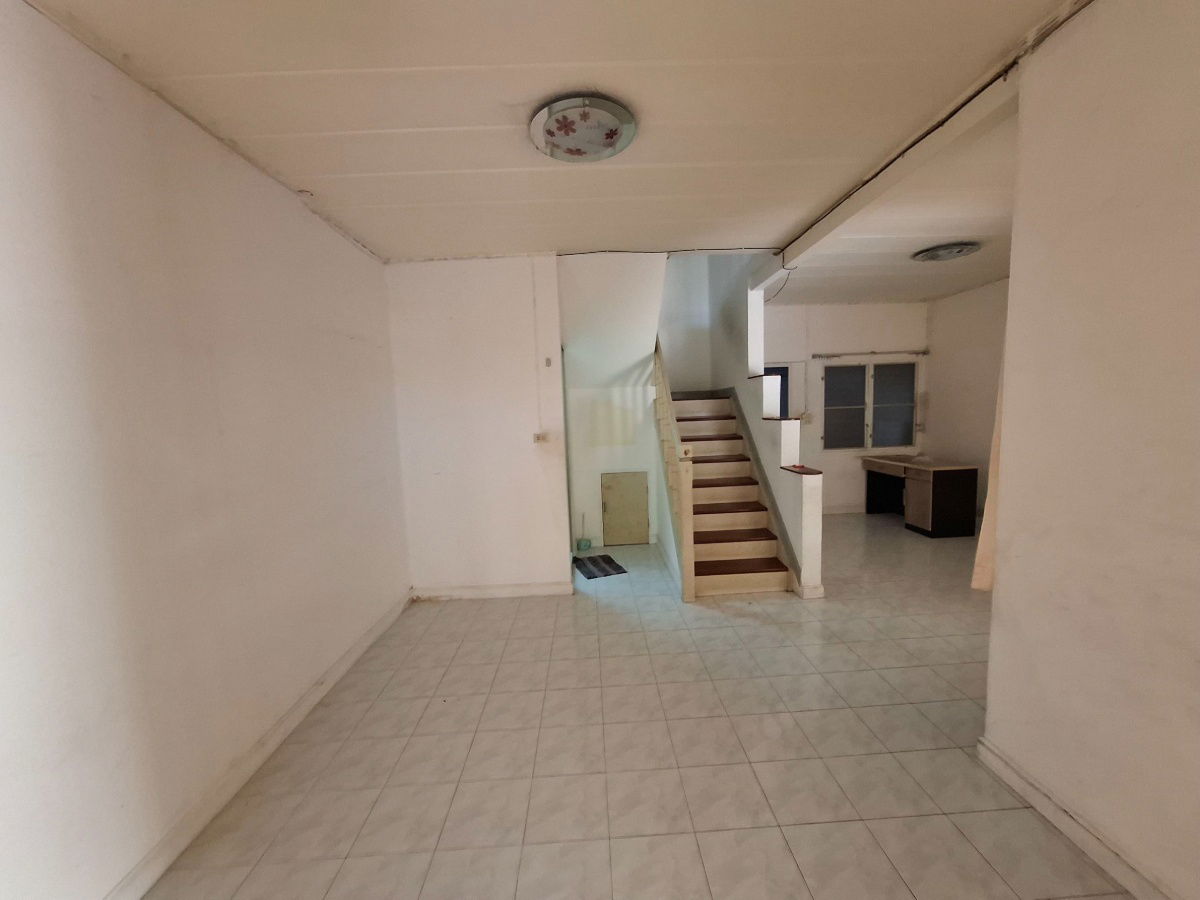 รูป เจ้าของขายเอง หมู่บ้านพิศาล เทพารักษ์ (ใกล้ตลาดหัวถนนเทพารักษ์) ซอยจตุรมิตร11 ถ.ถนนเทพารักษ์ ต.บางพลีใหญ่ อ.บางพลี  (ราคา 1,495,000 บาท) - รูปที่ 8/19