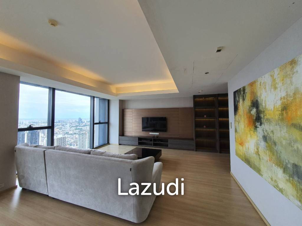 รูป Luxurious High-Rise Condo in Sathorn Bangkok - รูปที่ 2/18