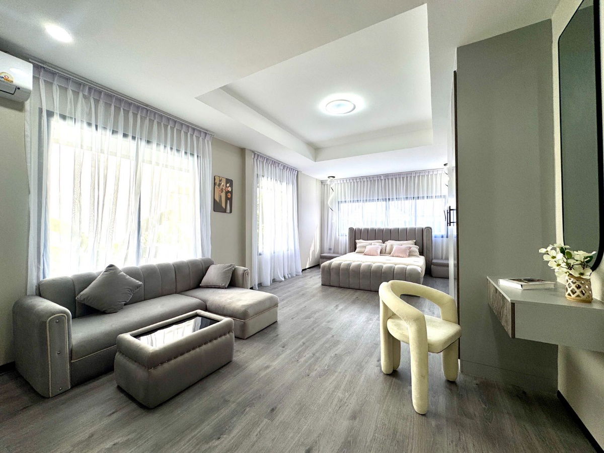 picture Pattaya Pool Villa for Sale – Great Location, Siam Country Club Area, Perfect for Business - 13/35