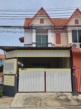 Corner house for sale in Siam Niwet Village 2, Pracha Uthit-Khu Sang