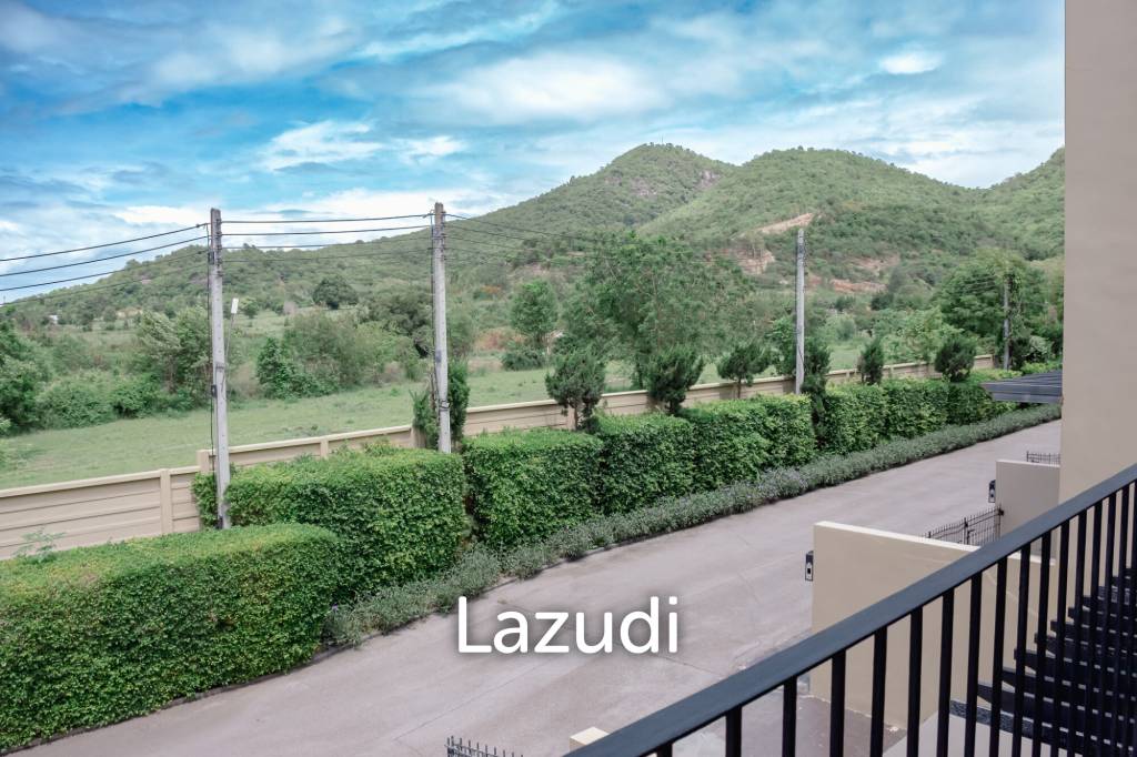 รูป AMORE : Chic 3 Story Townhouse in Hua Hin 112 - รูปที่ 38/42