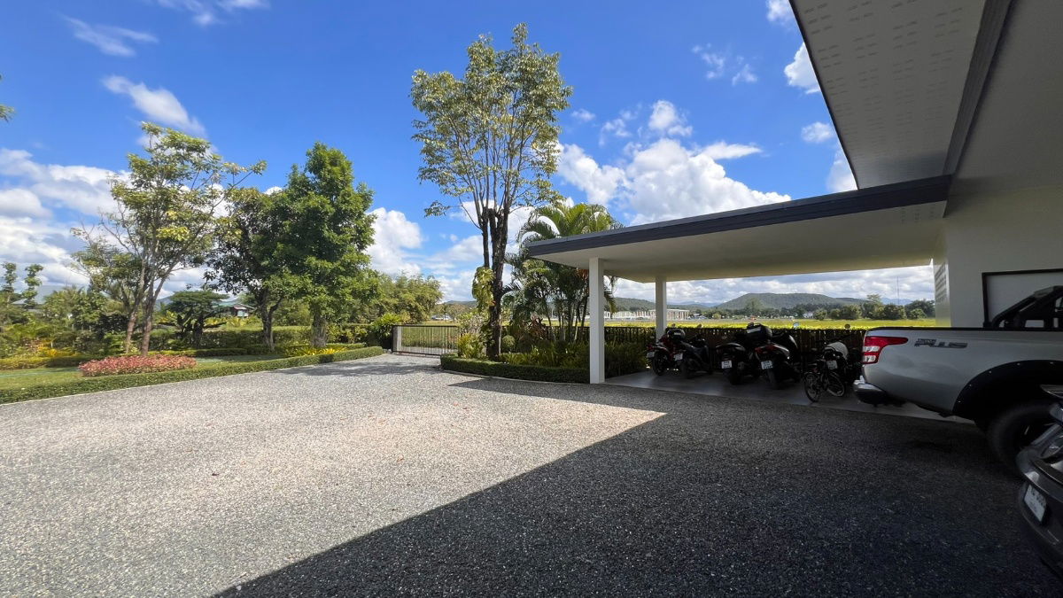 picture Single-storey detached house for sale 5 bedrooms, 4 bathrooms, 1 kitchen, 1 fitness room + pantry, 3 parkings. - 3/30