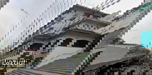 Prime Retail Space in Khlong Tan Bangkok