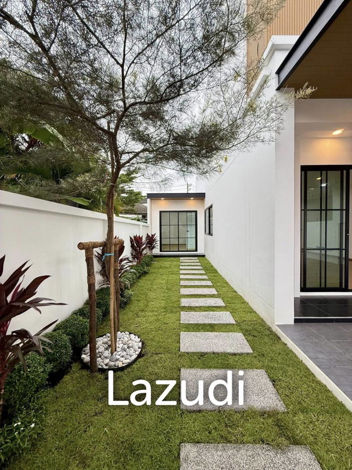 picture Fully Renovated Modern 3-Bedroom Townhouse in Kathu - 29/38