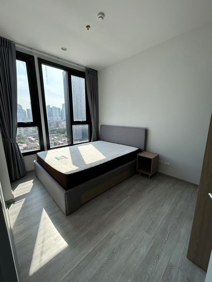 picture XT Ekkamai, Fully furniture, one bed, nice view - 9/10