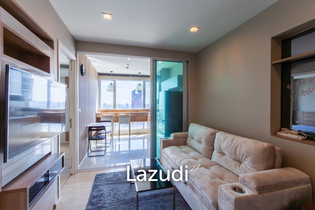 picture Luxurious Condo in Rhythm Phahol-Ari Bangkok - 1/7