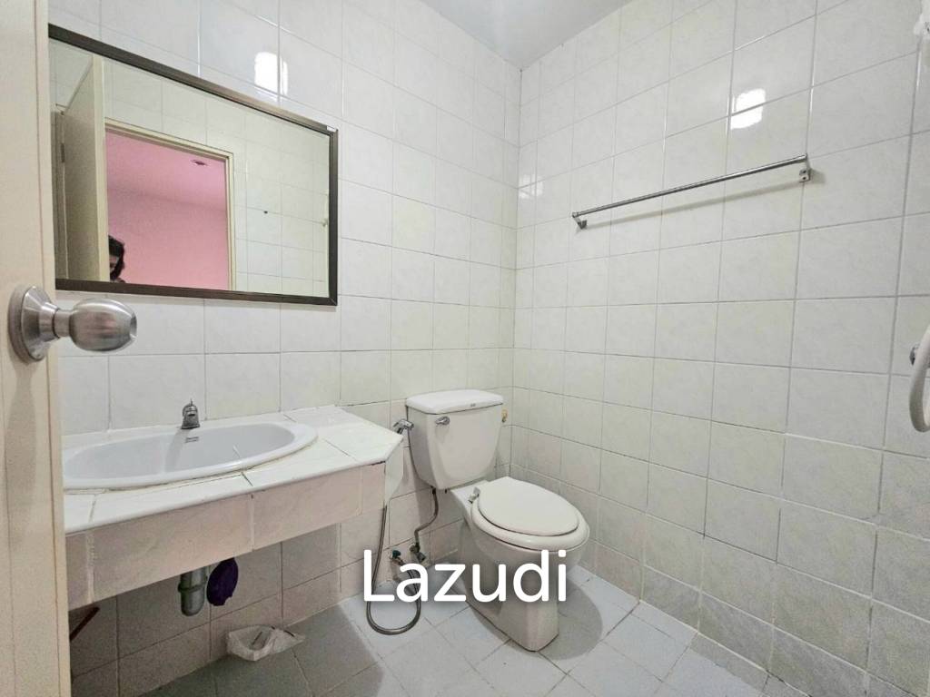 picture BAAN SUKSAMRAN : 3 Storey townhouse near town and Beach - 16/21