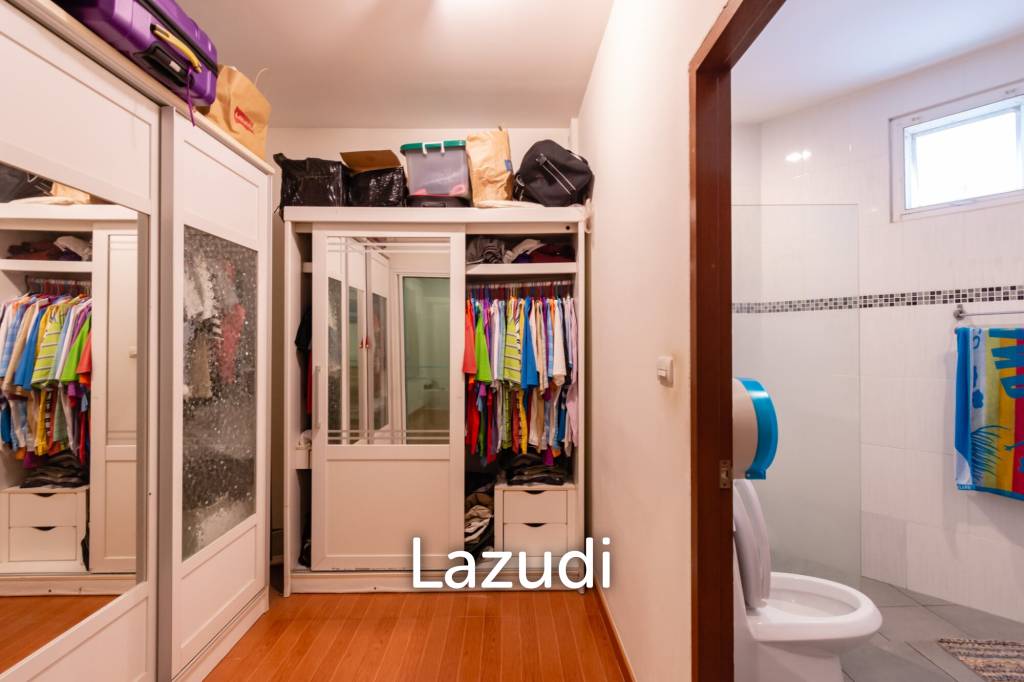 รูป SINGLE HOUSE ON SOI 88 : 4 bed on good location - รูปที่ 12/32