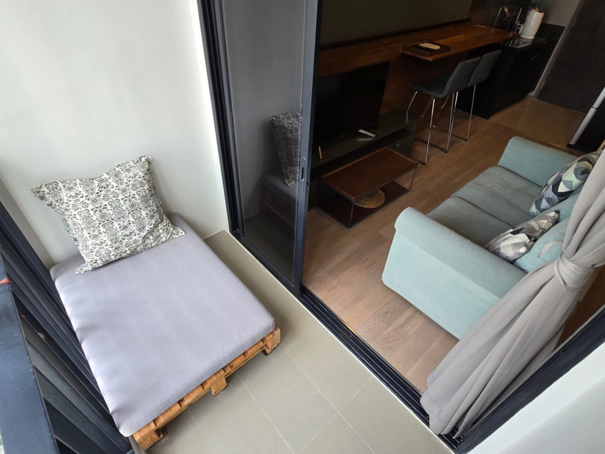 picture Ashton Chula Silom【𝐑𝐄𝐍𝐓】🔥Clean and elegant tones, the essence of classy minimalism🔥 Contact Line ID: @hacondo - 8/10