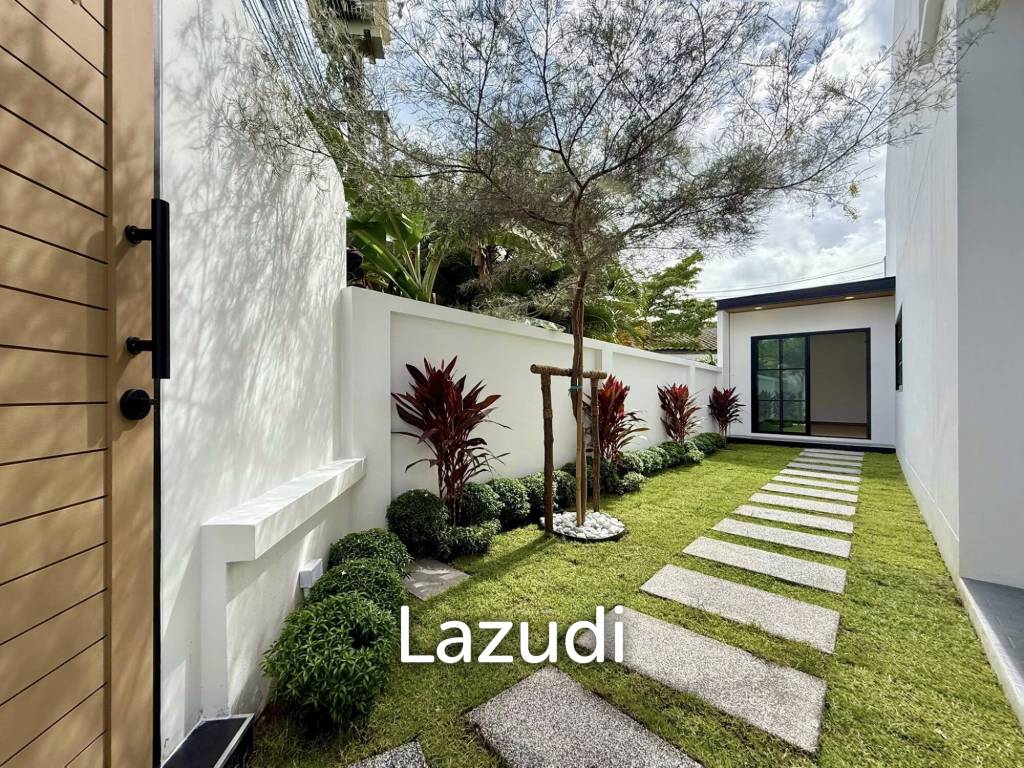 picture Fully Renovated Modern 3-Bedroom Townhouse in Kathu - 30/38