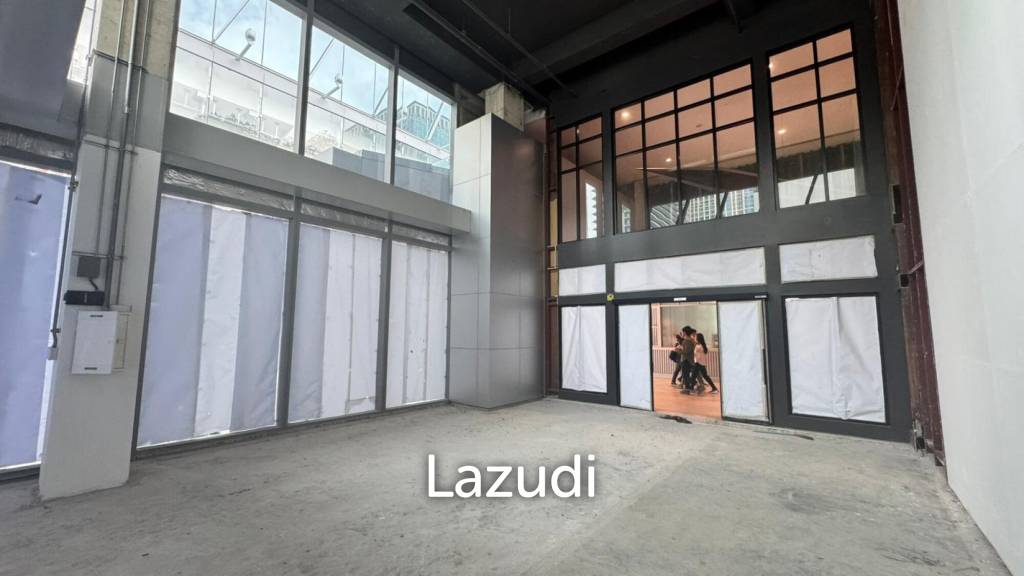 picture Prime Retail Space for Upscale Ventures at One City Center - 4/10