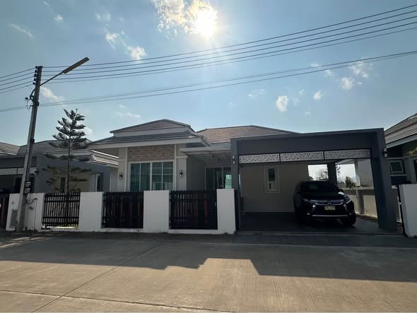 picture Single-storey detached house for sale 3 bedrooms 2 bathrooms and 1 parking. - 1/14