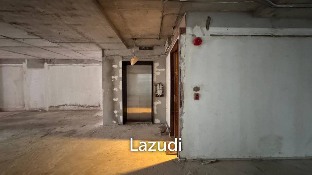 รูป Spacious Bareshell Retail Space in Soi Ruam Rudee, Bangkok - รูปที่ 7/8