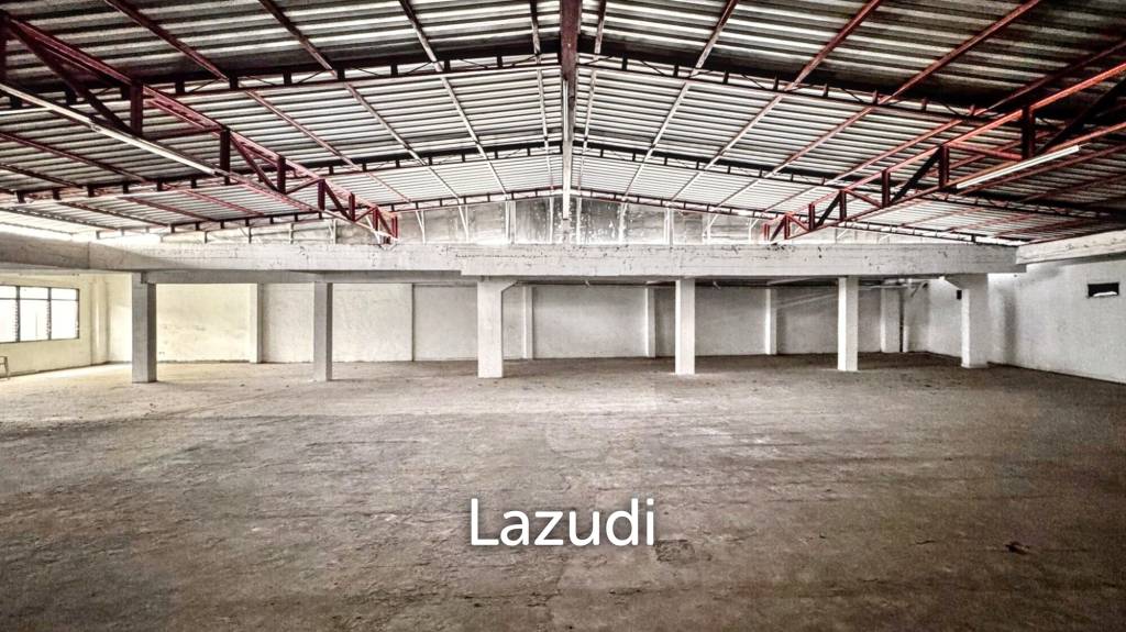 รูป โกดังสไตล์อินดัสเทรียลในบางนาเหมาะในการทำบาร์รูฟท็อป - รูปที่ 2/19