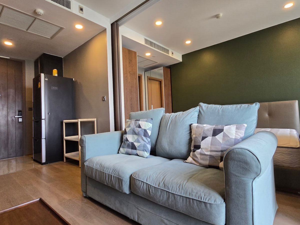 picture Ashton Chula Silom【𝐑𝐄𝐍𝐓】🔥Clean and elegant tones, the essence of classy minimalism🔥 Contact Line ID: @hacondo - 5/10