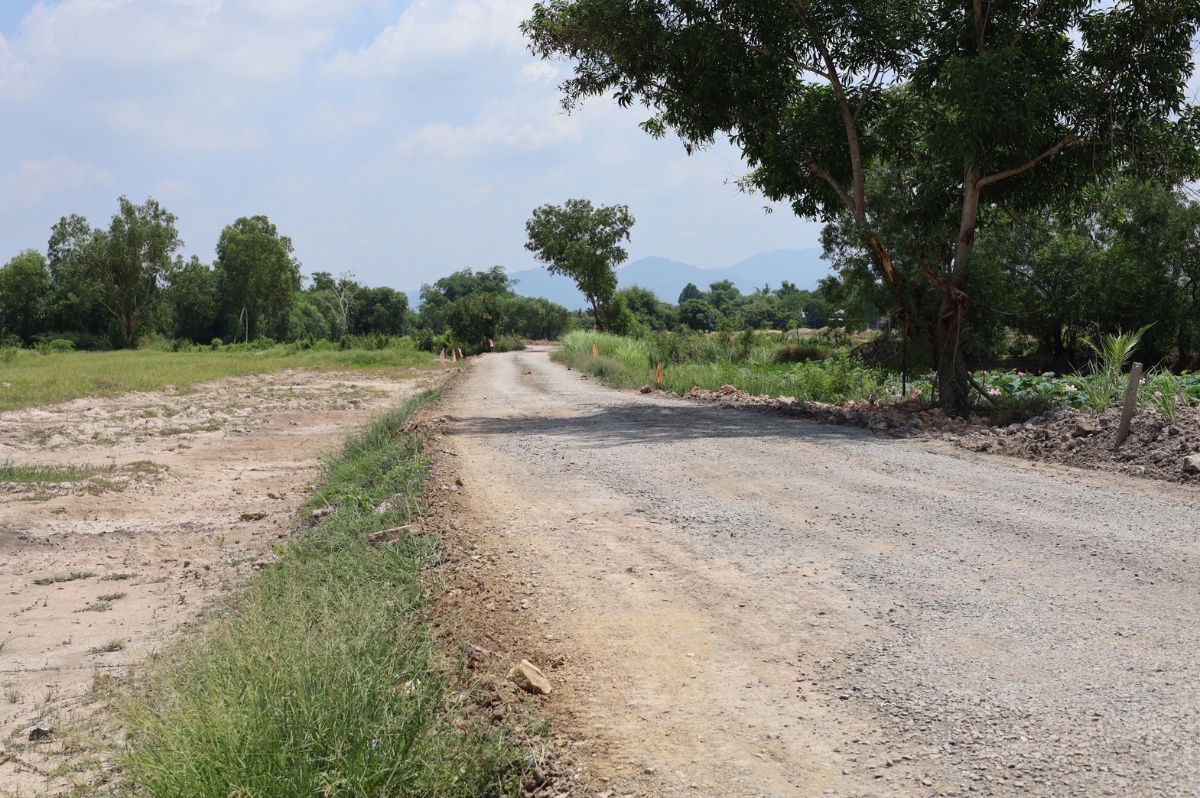 picture Land for sale, cash or installments, good location, Asa Subdistrict, Ban Na, Nakhon Nayok200 sq m480,000 baht,near Ban Na Subdistrict5km80sq - 23/26