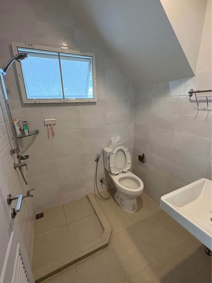 รูป ขายบ้านเดี่ยว 2 ชั้น หมู่บ้าน เพอร์เฟค เพลส รามคำแหง - สุวรรณภูมิ 3 50 ตารางวา - รูปที่ 5/12