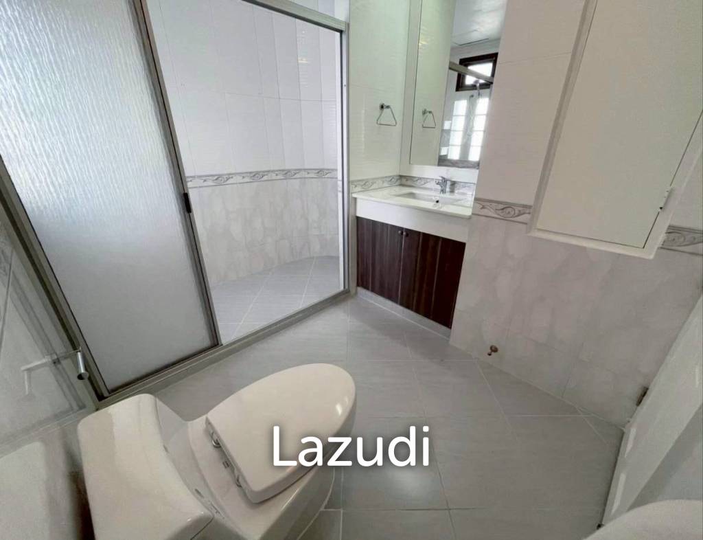 picture 4 Bed 4 Bath 450 SQ.M Oriental Towers - 20/30