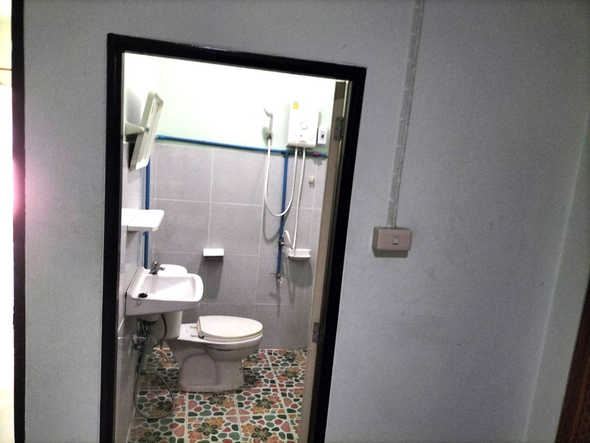 picture Two-storey detached house for sale  3 bedrooms 2 bathrooms and 1 parking. - 10/13