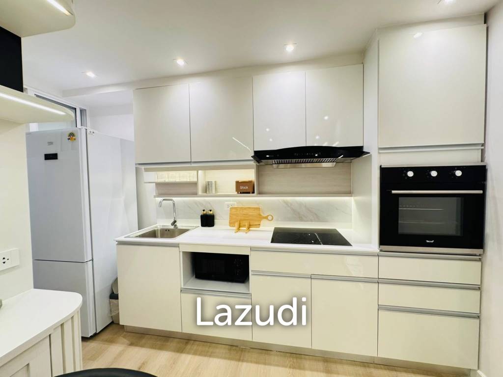 picture Chic 2BR Condo in Fortune Condo Town Bangkok - 12/27