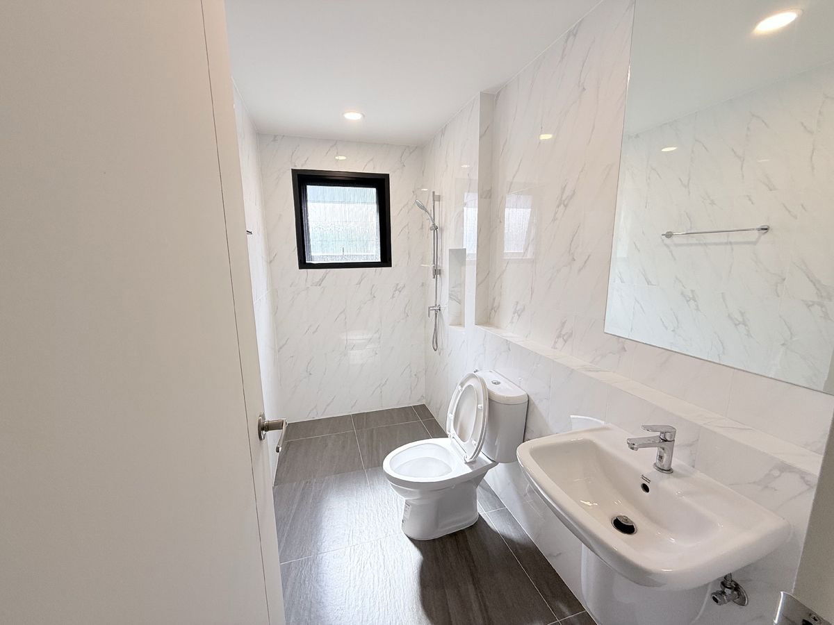 picture S919 [For Sale] Centro Bangna 💰 Price 8,900,000 baht 🚆 BTS Bangna - 20/23