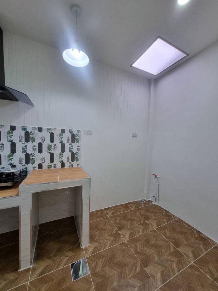 รูป ฟรีโอน! ทาวน์เฮ้าส์ 2 ชั้น นันทิชา 4 ไทรน้อย | ตกแต่งใหม่! แถมเฟอร์ฯ/เครื่องครัวครบ | 1.49 ลบ. - รูปที่ 11/20