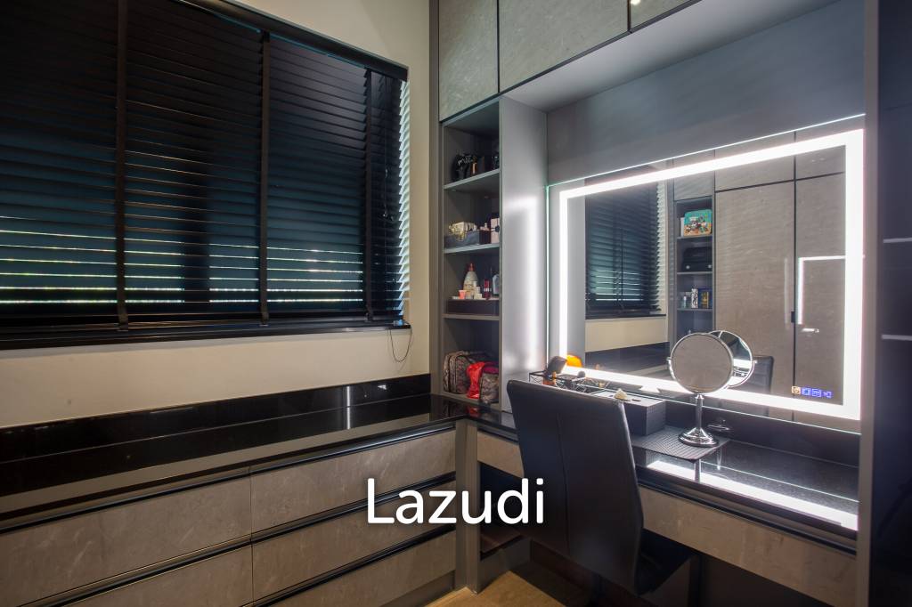 รูป Luxury Modern 6 Bed Pool Villa with Big land plot - รูปที่ 31/86