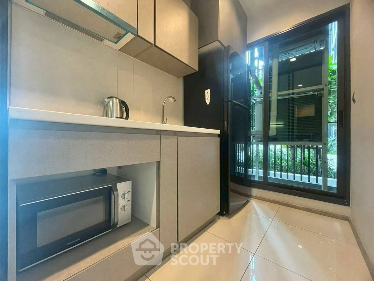 picture 2-BR Condo at Life Asoke - Rama 9 near MRT Phra Ram 9 (ID 2454278) - 10/13