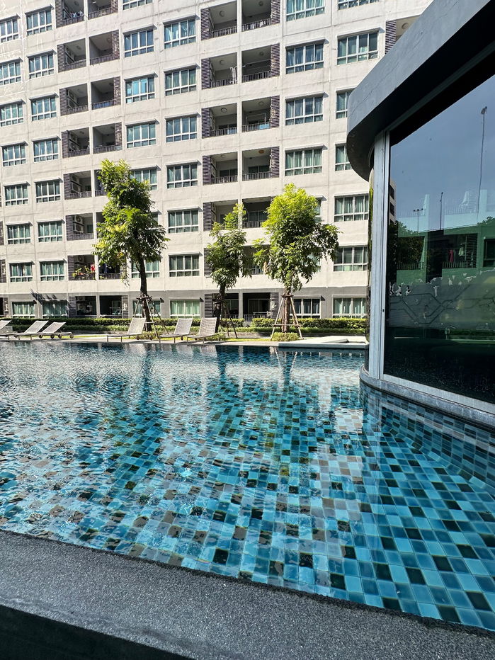 picture Elio Sukhumvit 64 shuttle bus to BTS - Studio 22SQM  - 15/17