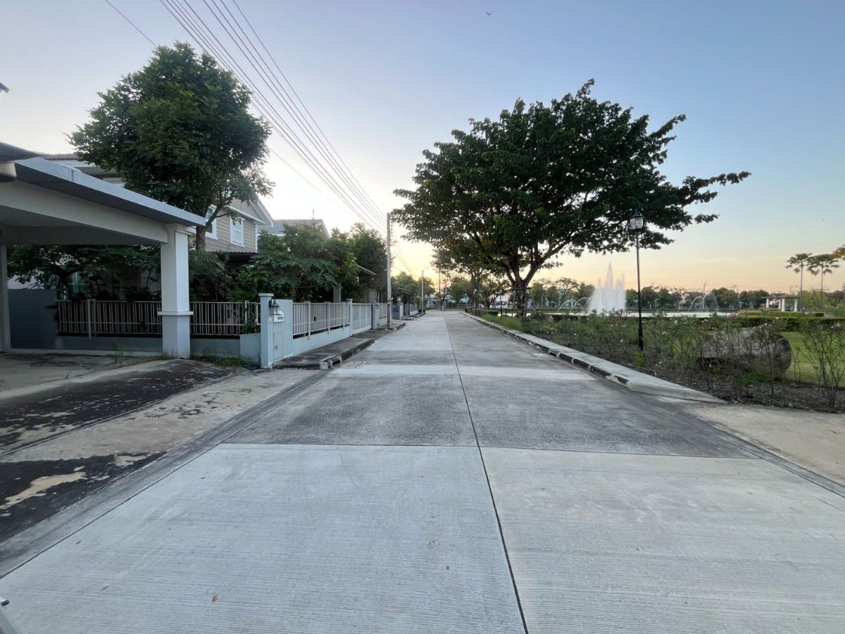 รูป บ้านเดี่ยว 2 ชั้น โครงการ วิลลาจจิโอ ปิ่นเกล้า-ศาลายา (หน้าสวน) ถนนอัจฉริยะพัฒนา 2 ต.ศาลากลาง อ.บางกรวย จ.นนทบุรี (ราคา 4,446,000 บาท ) - รูปที่ 15/44