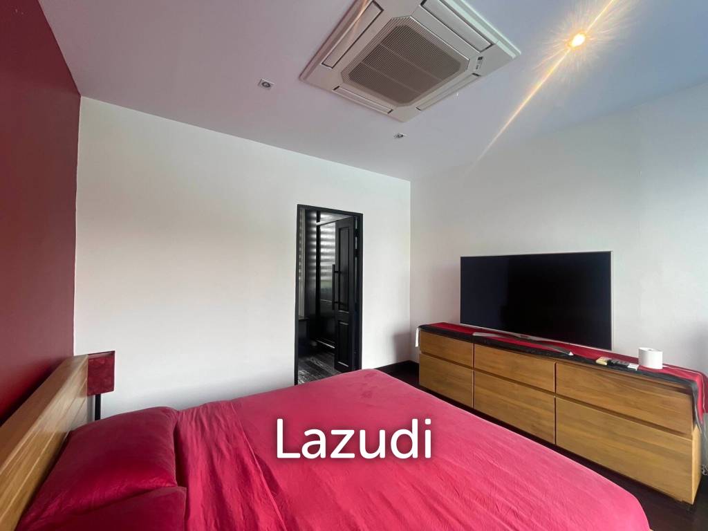 picture Black Mountain: 4-Story Townhouse Corner Unit - 17/31