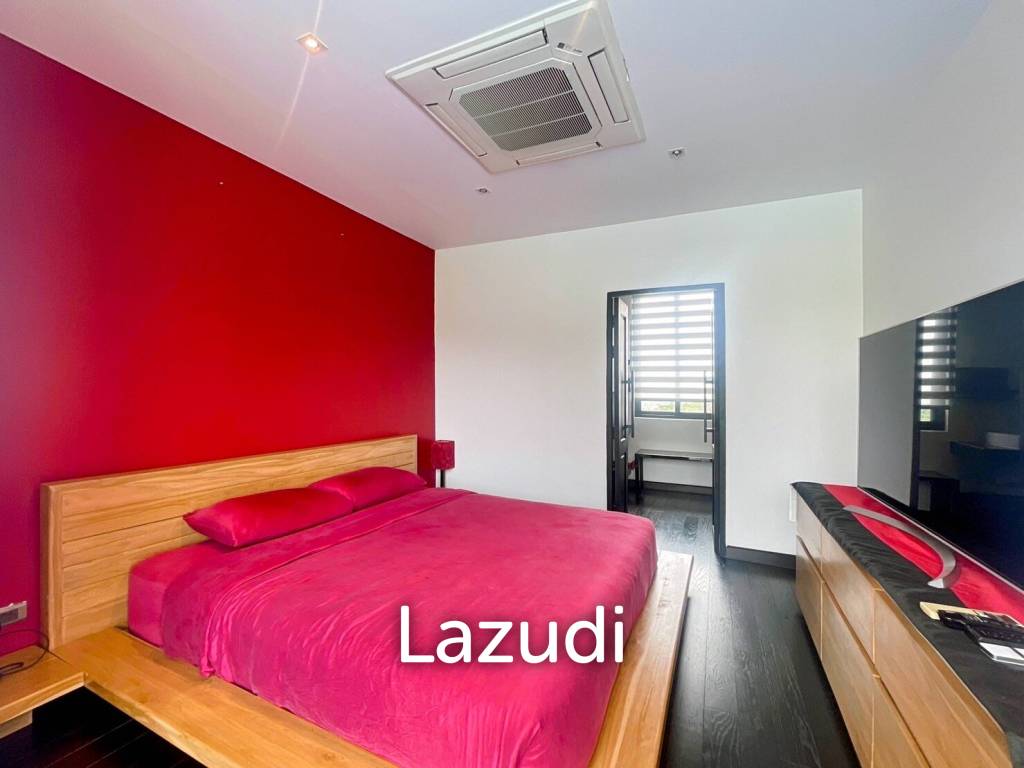 picture Black Mountain: 4-Story Townhouse Corner Unit - 14/31