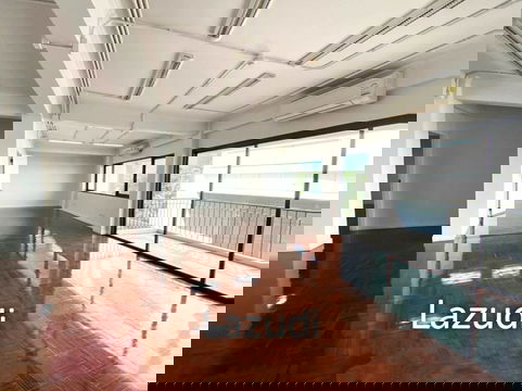 สำนักงานให้เช่าที่ทันสมัยในคลองตัน บางกอกโครงสร้างเปิดใหม่