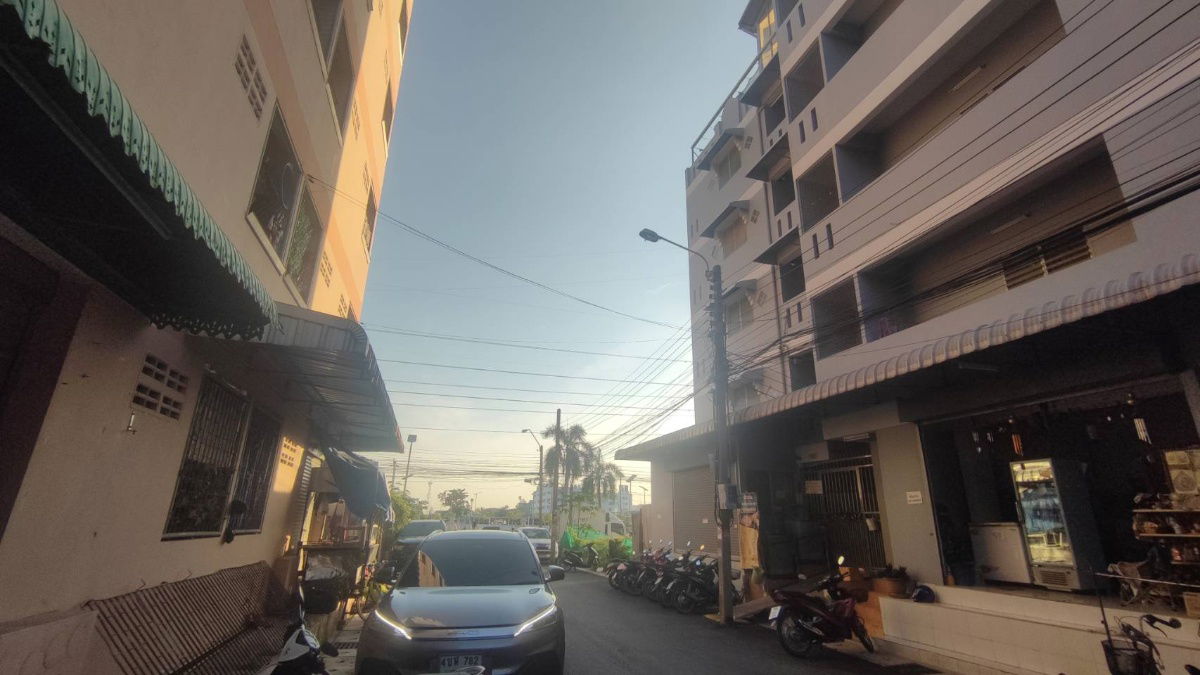 รูป ขายหอพักราคาถูก 6 ชั้น ห้องพัก 36 ห้อง ขาย 12 ล้าน มี 1 ตึก เนื้อที่ 50 ตารางวา ใกล้ตลาดนิคมบางพลี สมุทรปราการ - รูปที่ 6/15