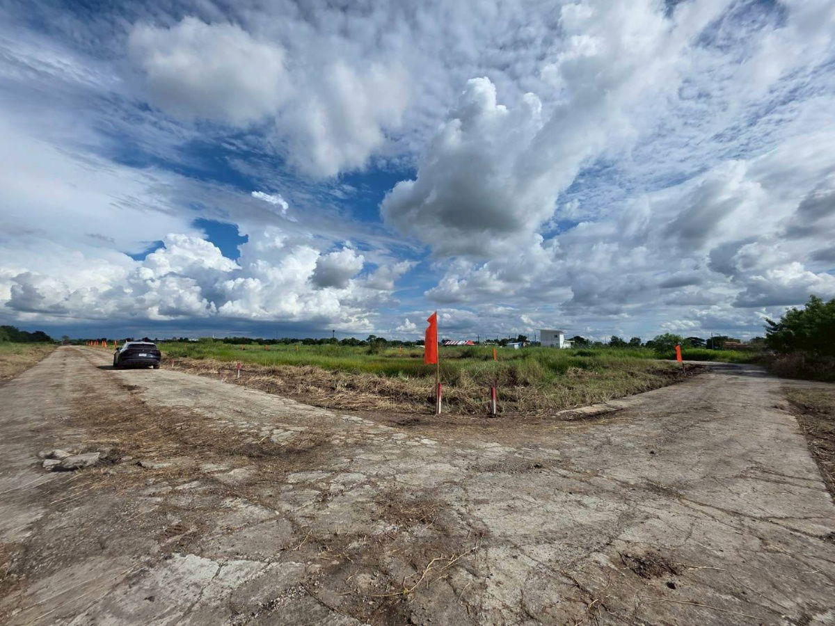 picture Baan Suan Kasem Khlong 9, Bueng Bon 15/1, 3-phase electricity, water,concrete road,8 m2 100 sq m3.9 baht from Rangsit-Nakhon Nayok Road6.5 gm - 9/15