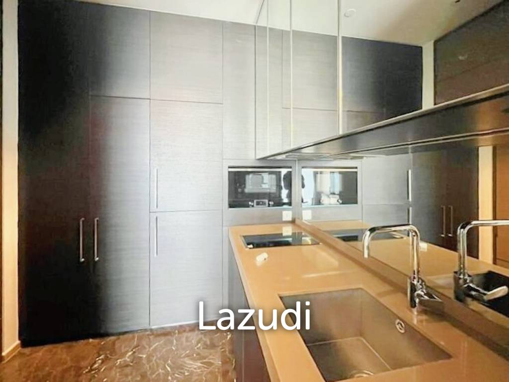 picture 1 Bedroom 1 Bathroom 52 SQ.M 28 Chidlom - 12/14