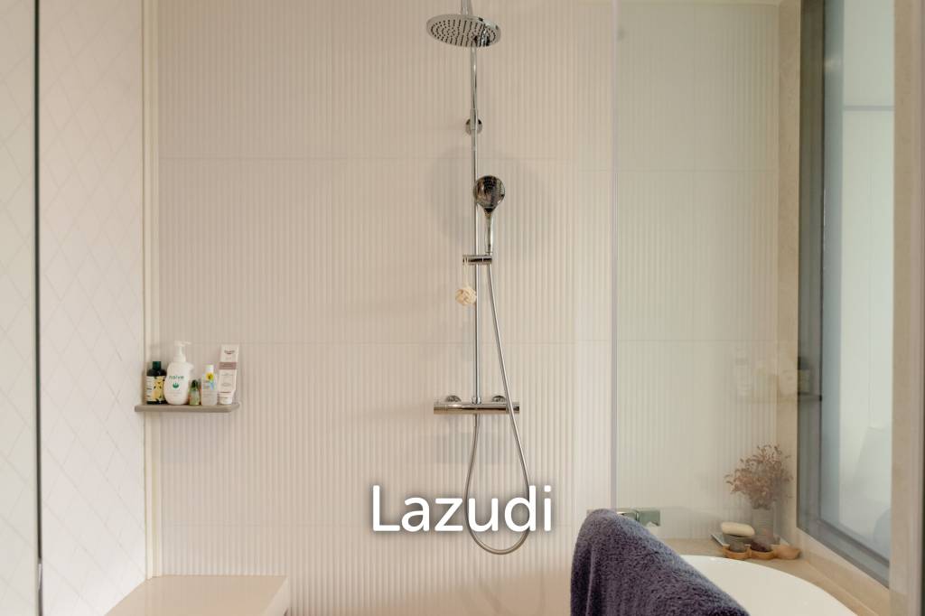 picture Luxury Beachfront condo in the heart of the city - 22/26