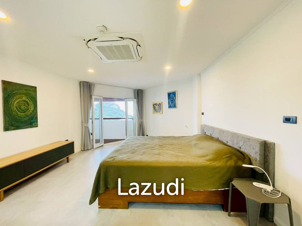 picture Seaview Paradise condo: 2-Bedroom Beachfront Condo with Sea View, Hua Hin - 12/30