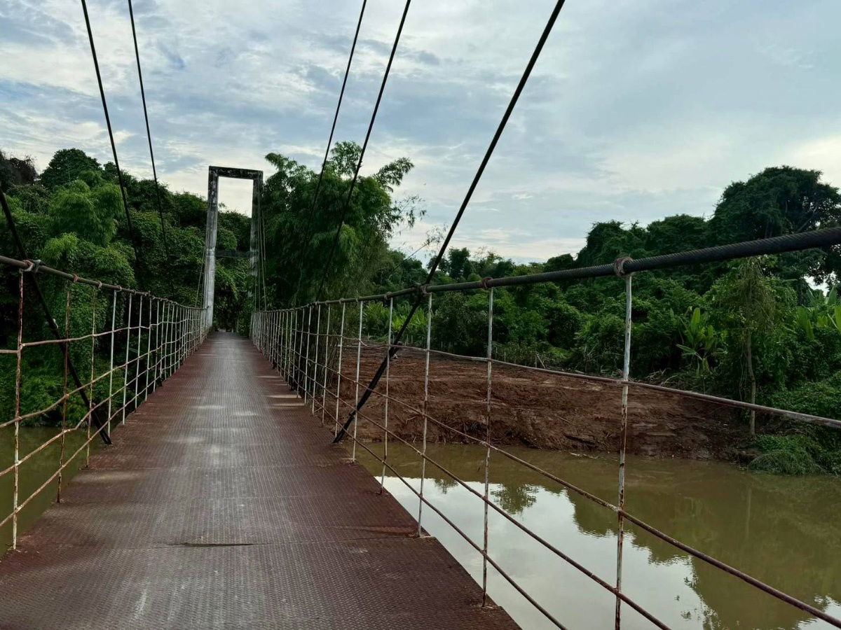 picture Urgent sale need money,reduced by almost2 million almost2rai of land next to the river5.9 millionnow 4.5 million100 meter concrete road,  - 5/21