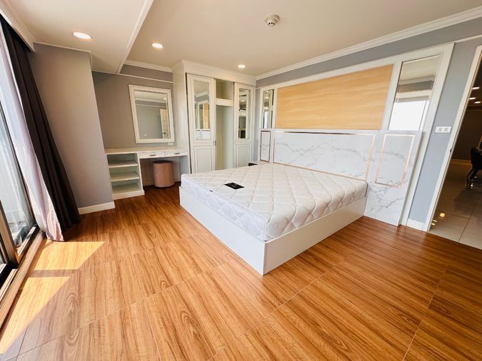 ให้เช่าห้องแต่งพร้อม เฟอร์ครบ ห้องใหญ่ วิวดี ใกล้ ARL และ MRT สถานีหัวหมาก