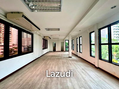 Office for rent Sathon : Prime Office Space in Thung Maha Mek Sathon Bangkok