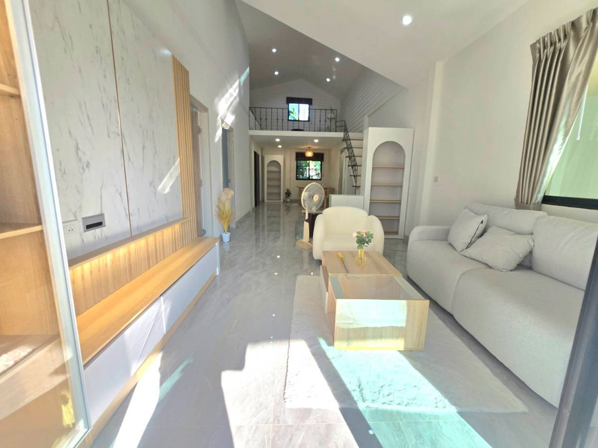 รูป บ้านเดี่ยวชั้นเดียว แต่งใหม่ทั้งหมด กว้าง สวยมาก หมู่บ้าน แสงอรุณ รีโนเวทใหม่ทั้งหลัง ถนนรามอินทรา ซอย68 แยก7 คันนายาว มีชั้นลอยกว้างขวาง - รูปที่ 15/43