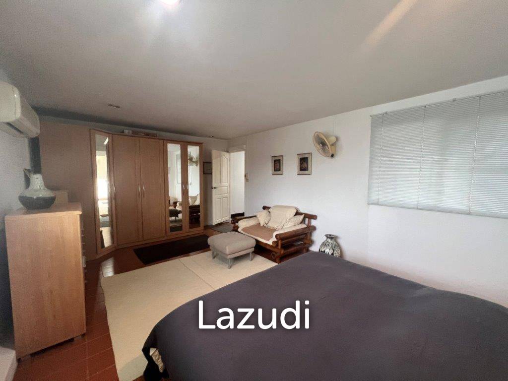 picture NEBEHARDT ROAD : 2 Storey 3 bed villa close to town and beach - 25/47