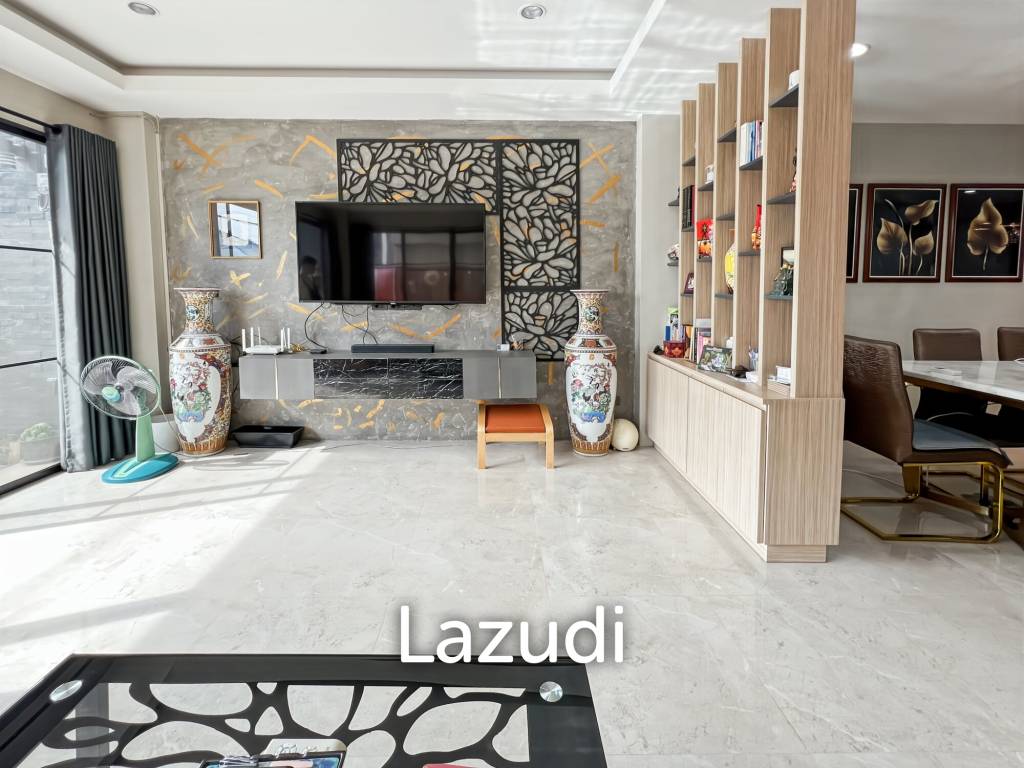 picture Good Investment 6-Bedroom Waterfront Townhouse in Khao Tao Hua Hin - 7/82