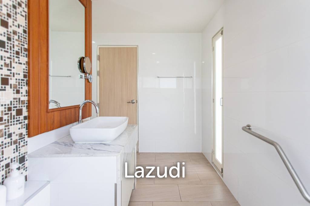 picture Baan Chaliang Lom: 3 Beds Beachfront Detached House - 25/46